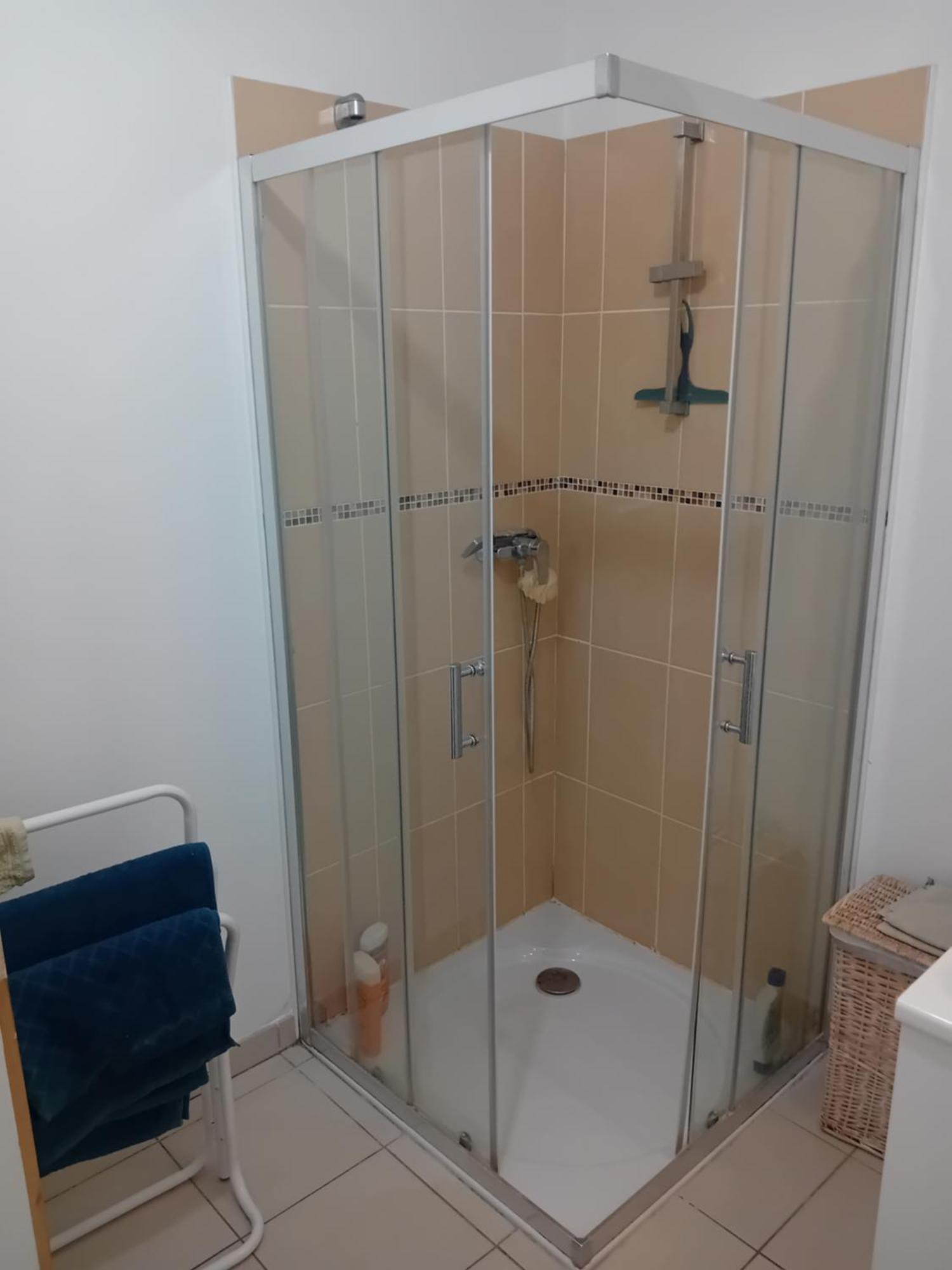 Superbe Appartement T2 Cuers Zewnętrze zdjęcie