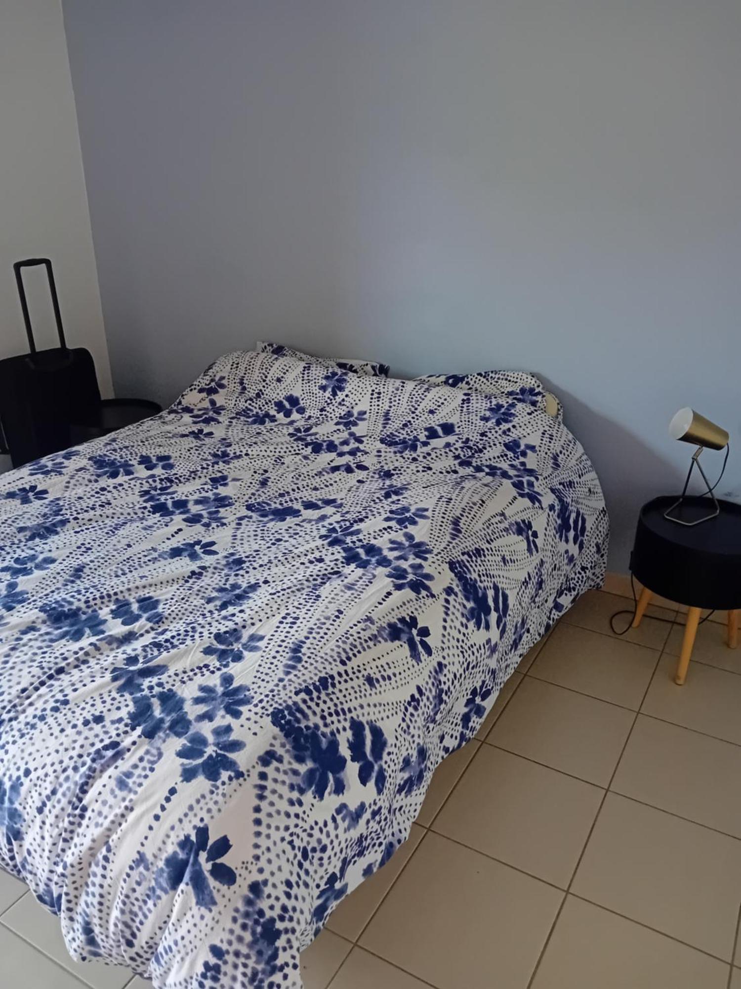 Superbe Appartement T2 Cuers Zewnętrze zdjęcie